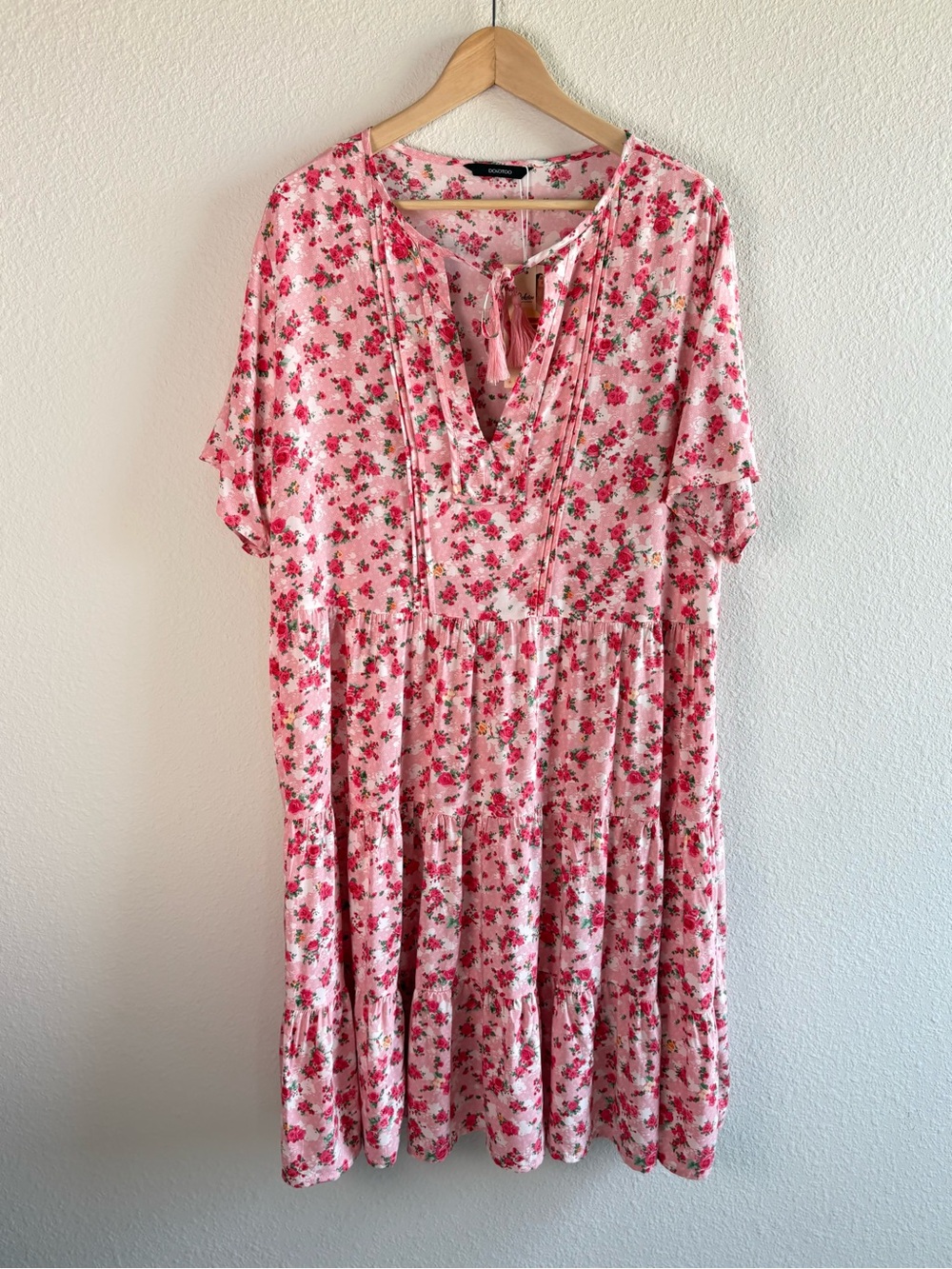 NWT Dokotoo Floral Dress